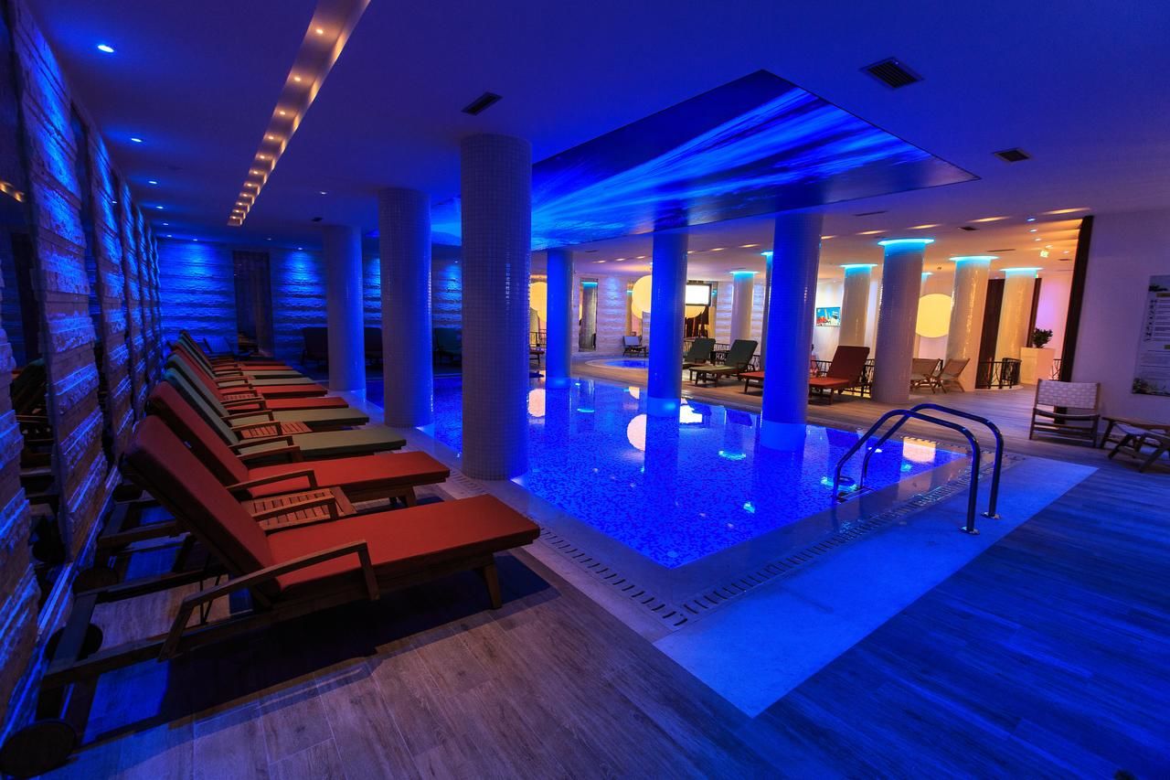 Отель Kalamper Hotel & Spa Добра-Вода