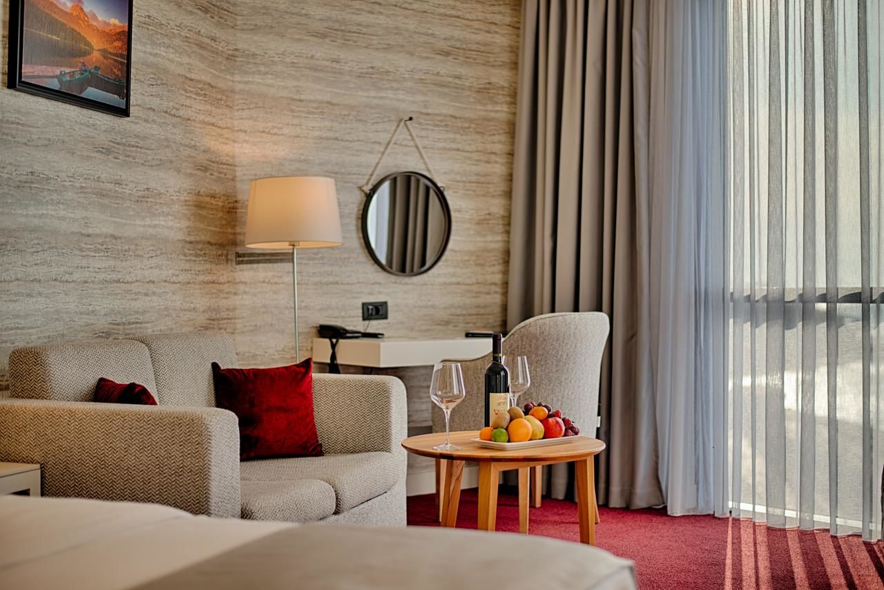 Отель Kalamper Hotel & Spa Добра-Вода
