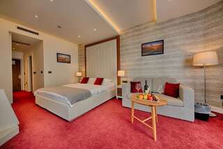 Отель Kalamper Hotel & Spa Добра-Вода-3