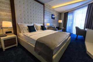 Отель Kalamper Hotel & Spa Добра-Вода Двухместный номер Делюкс с 1 кроватью и балконом, вид на море-17